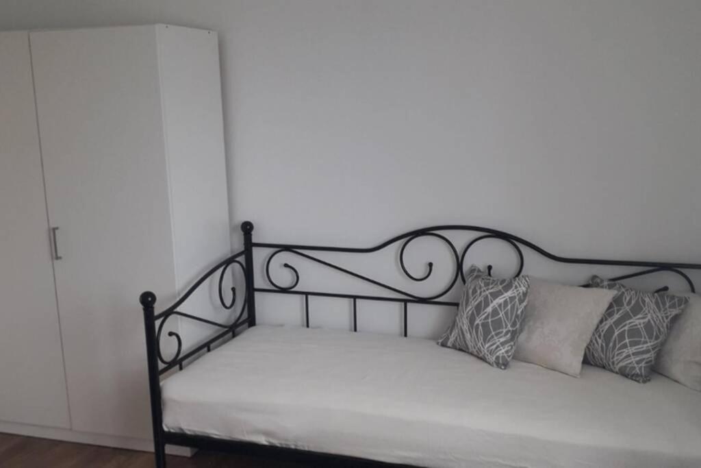 Apartman Megi & Studio Apartman Tomi - Self Check In Krapina Exteriör bild