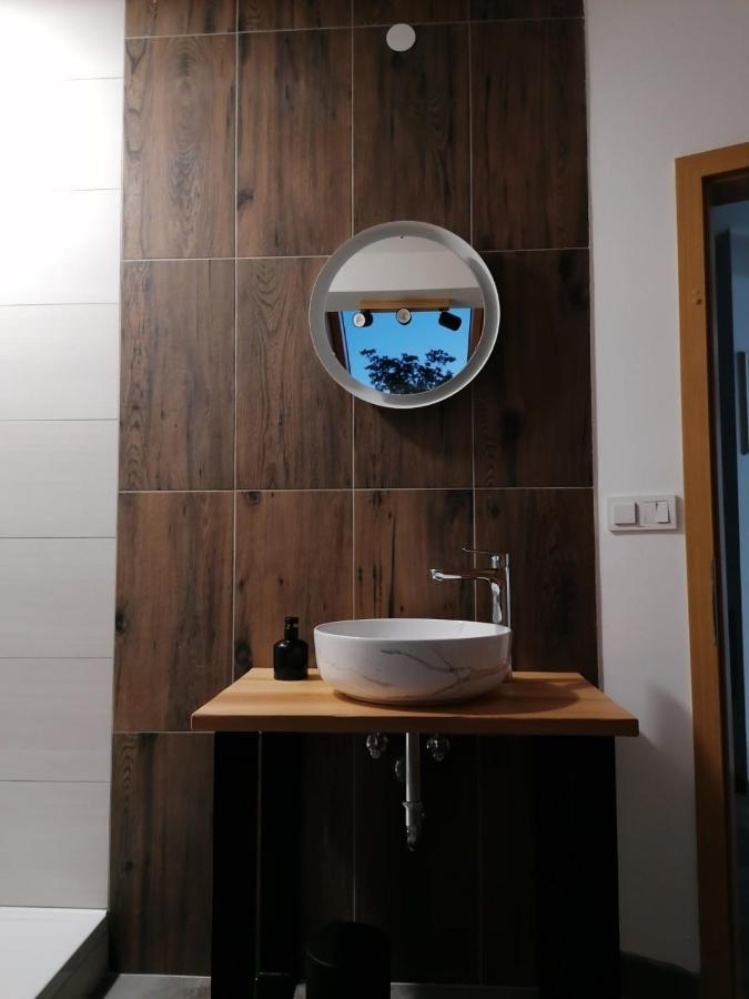 Apartman Megi & Studio Apartman Tomi - Self Check In Krapina Exteriör bild