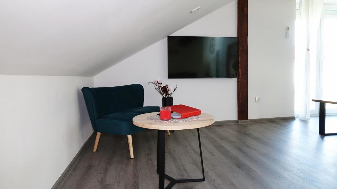 Apartman Megi & Studio Apartman Tomi - Self Check In Krapina Exteriör bild